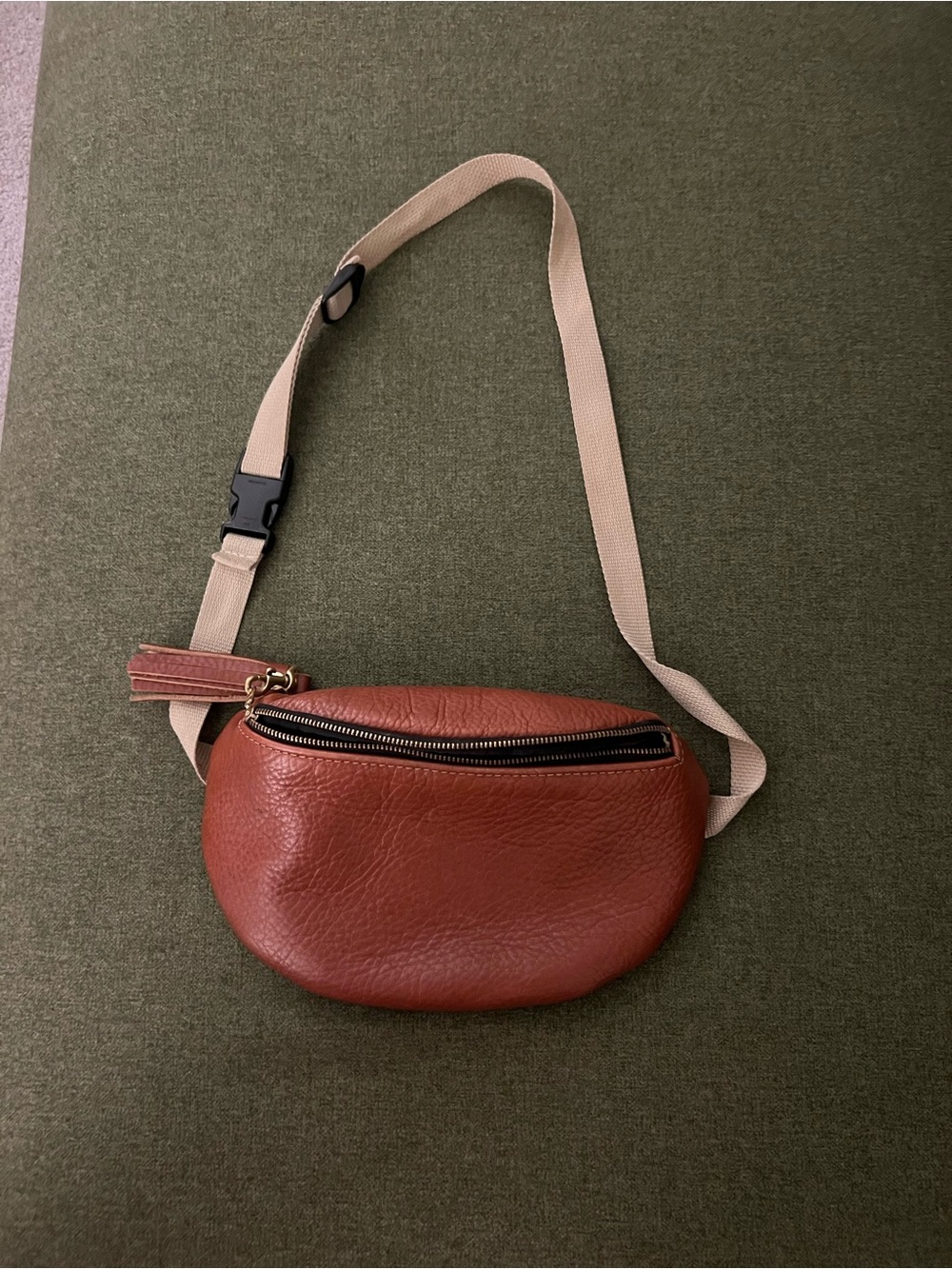 Women's Leather Crescent Crossbody Belt Bag - Brown